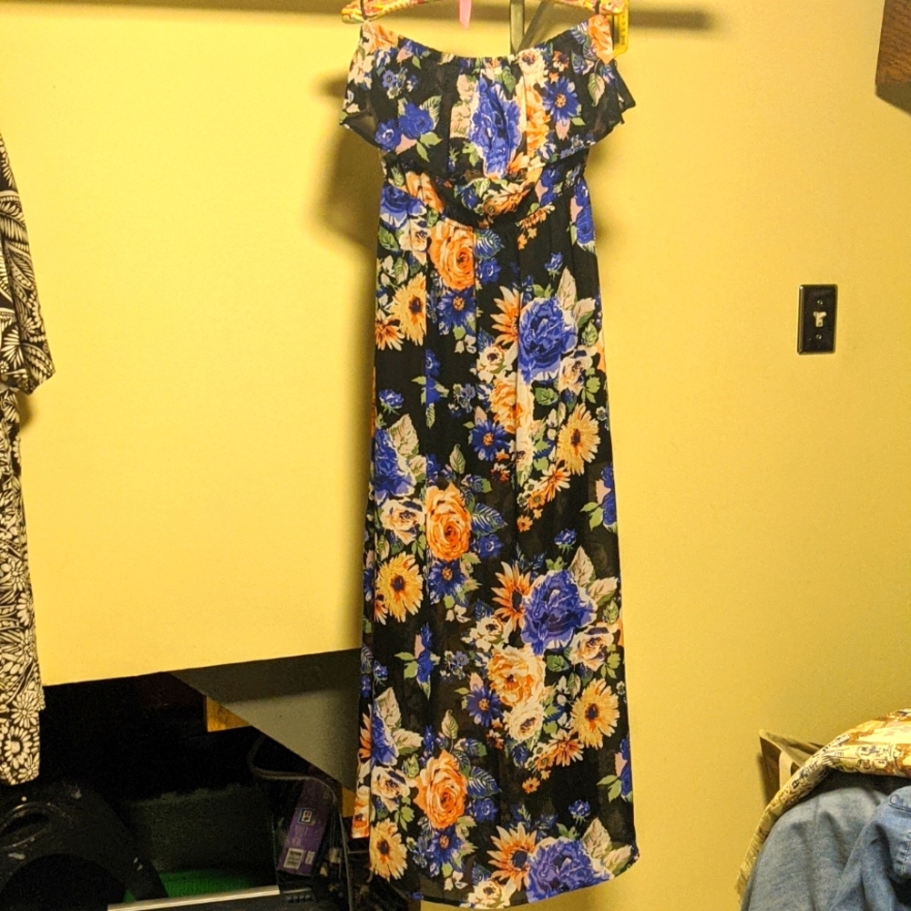 Strapless floral maxi dress medium